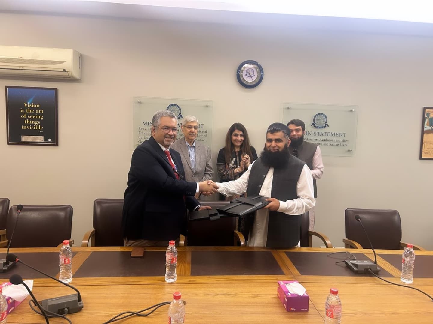 GIFT University and Dow University Sign MoU to Foster Innovation and Academic Excellence - Image 2
